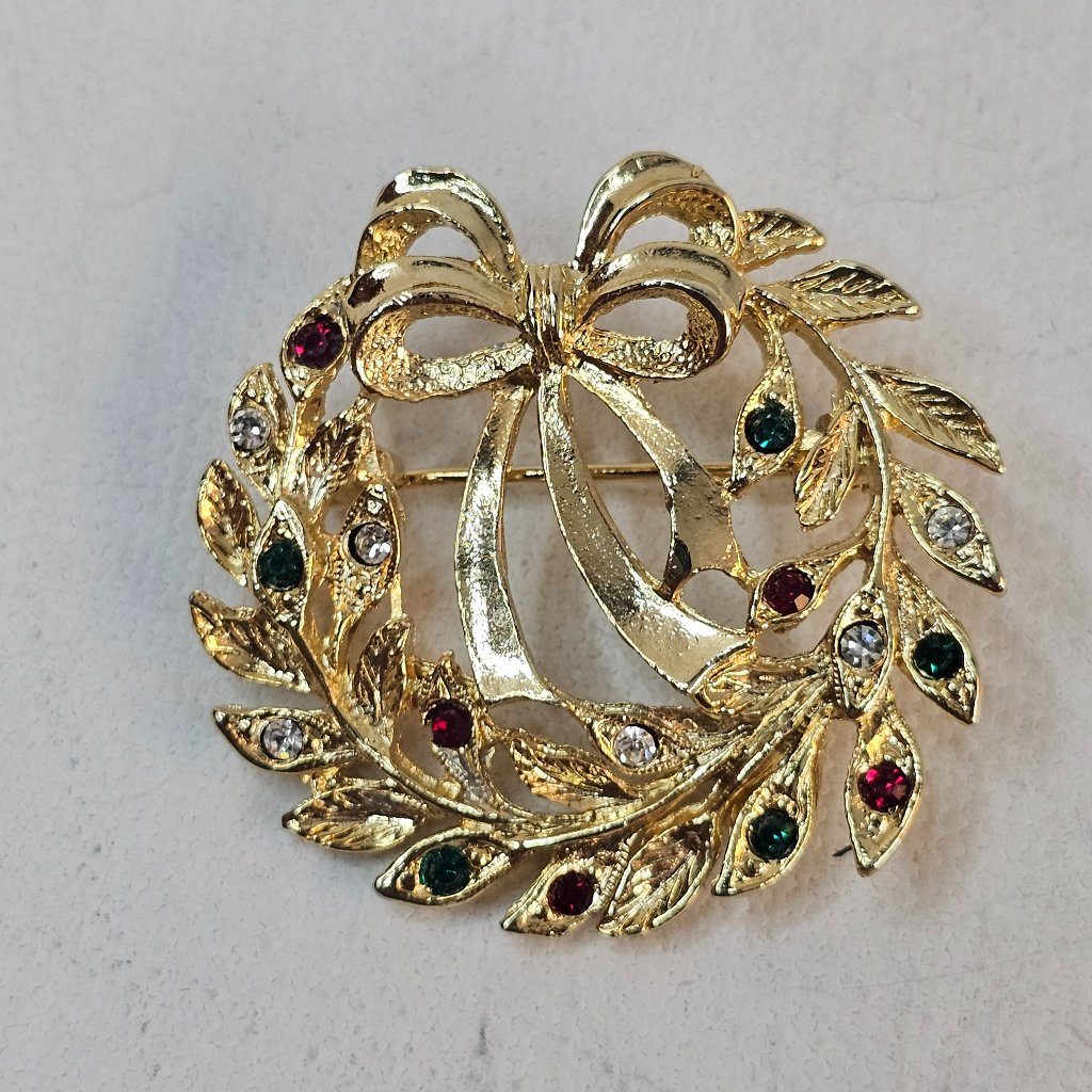 Eisenberg Ice Christmas Wreath Brooch Leaves Bow Green Red Clear Rhinestone Pin